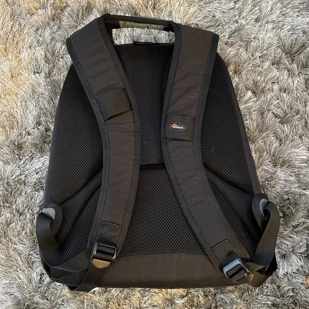 Lowepro CompuDaypack Camera + Laptop backpack